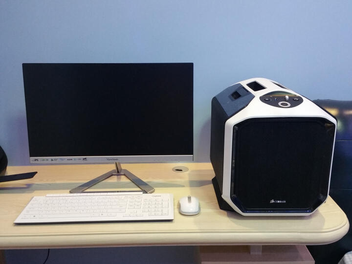 寸应该上2K的分辨率,看习惯自己2K的显示器,再