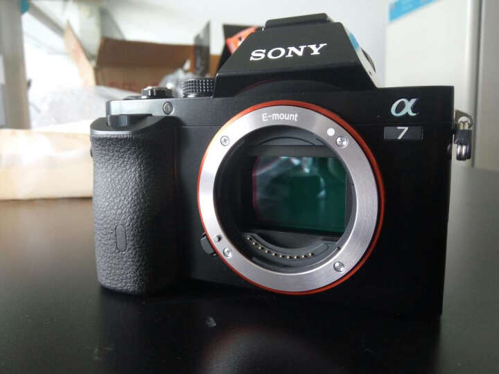 索尼（SONY）FE 28-70mm F3.5-5.6 OSS 全画幅标准变焦微单相机镜头 E卡口 (SEL2870) 晒单图