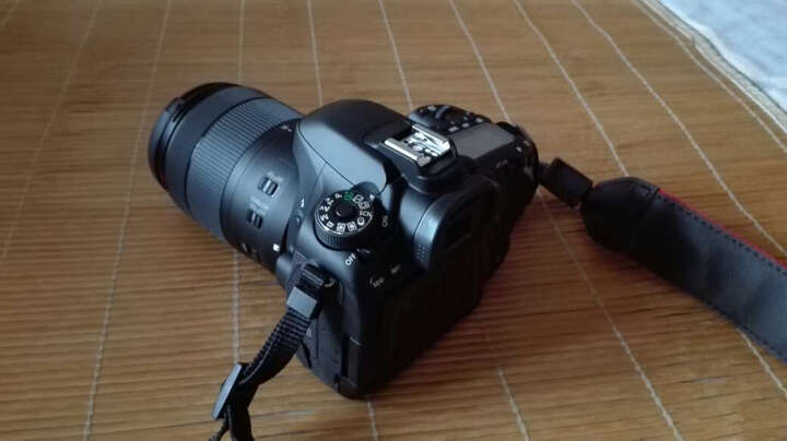 佳能(Canon):快递速度可以,不过来的时候底部