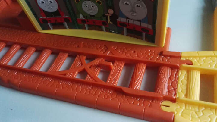 托马斯和朋友(Thomas & Friends) 男孩小火车玩具 电动系列之雪地大冒险轨道套装DHC78 晒单图