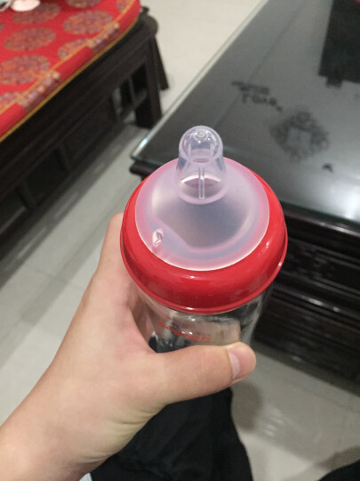 贝亲(Pigeon) Disney宽口径玻璃彩绘奶瓶240ml 婴儿奶瓶 自然实感M码宽口奶嘴(大白-拥抱)AA150 晒单图