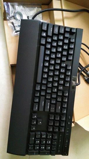 美商海盗船K70 LUX(青轴):LUX是啥意思?增强