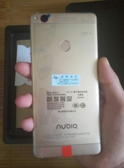 努比亚Z11:27号抢的,昨天才发货早上到。 不足