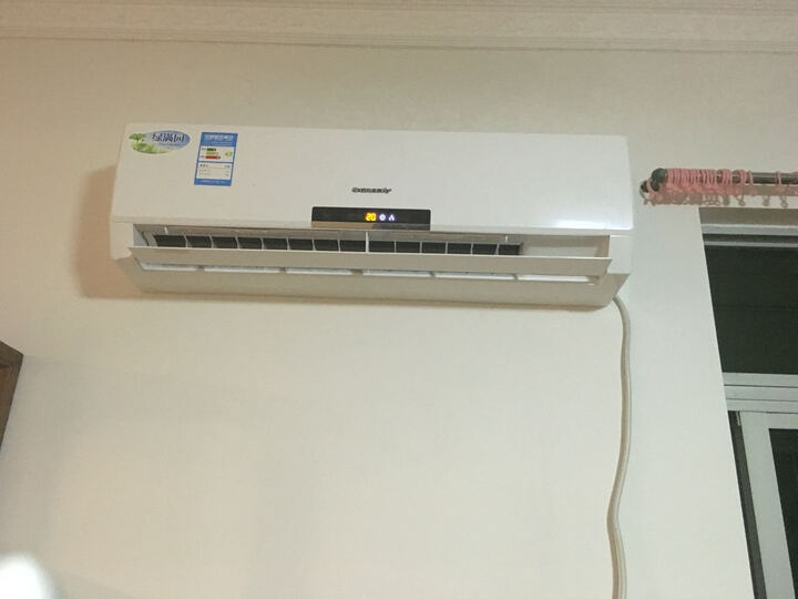 在网上买格力空调自己请师傅安装,安装好要开