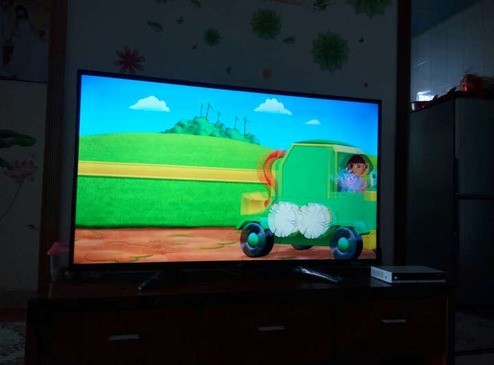 海尔50A6:用网络看高清很清析,又用u盘下了个