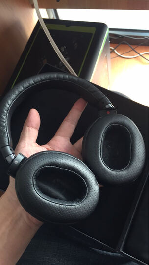 索尼MDR-1ADAC\/M:开机声音比较满意,耳罩皮