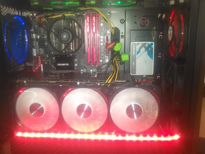 DFX系列八核 FX-8300盒装CPU(Socket AM3+