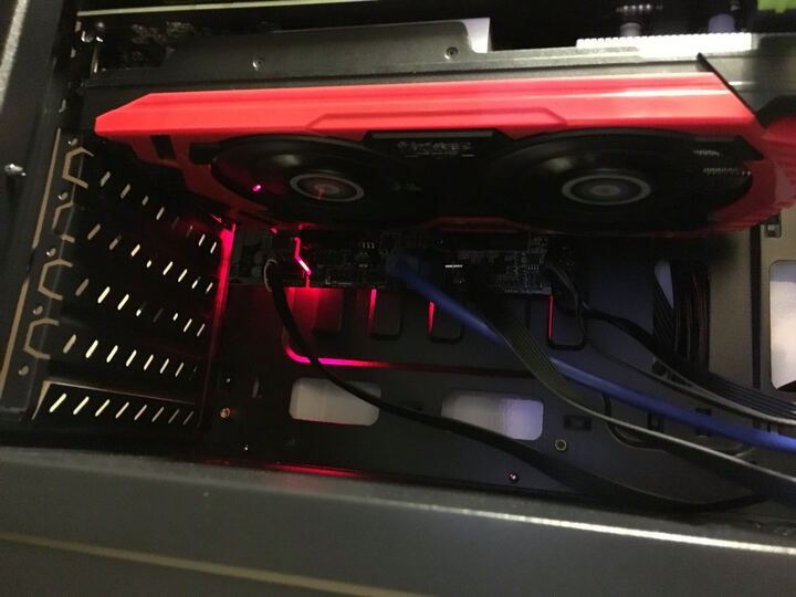 盈通RX470 4G D5 游戏高手TOP:用着还不错