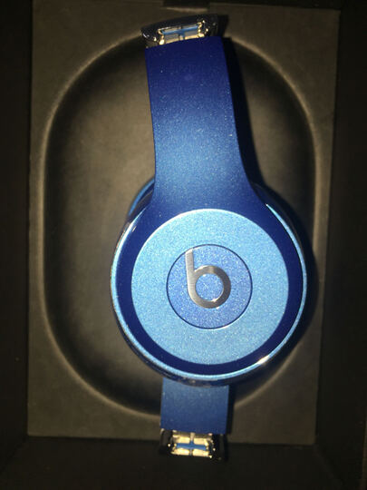 BeatsSolo2:颜色还是比较赞的,要煲好才知道音