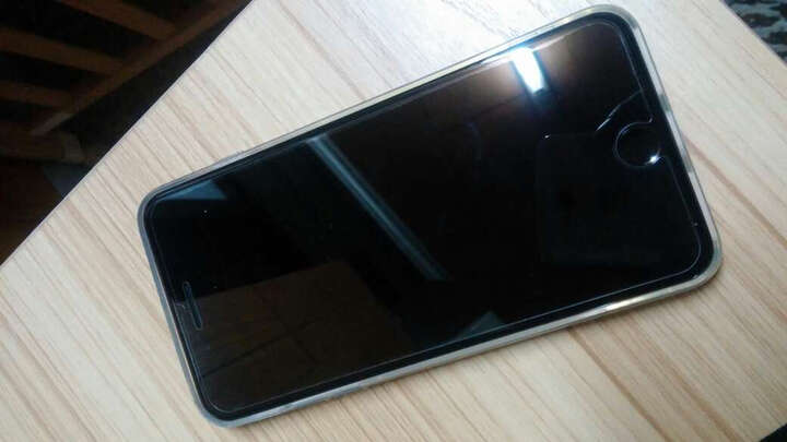 亿色iPhone7 Plus手机壳\/保护套:自己贴了一下