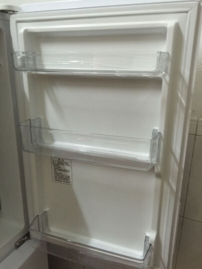 海尔BCD-189WDPV:刚通电时,两边外侧发热