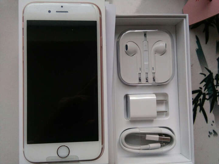 AppleiPhone6s:正品,未激活的新手机,之前看评