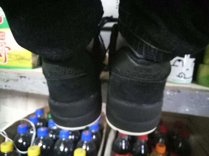 NEW BALANCE:少许溢胶。虎扑鉴定正品。鞋