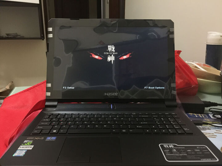 神Z8-SL7S3:买给今年上大学的侄子用,物流一