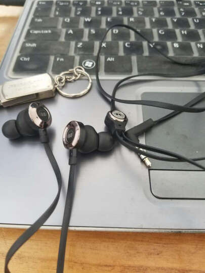 魔声（Monster）Clarity HD 灵晰 入耳式线控耳机 带耳麦手机耳机 厚重低音耳塞音乐耳机 时尚白 晒单图