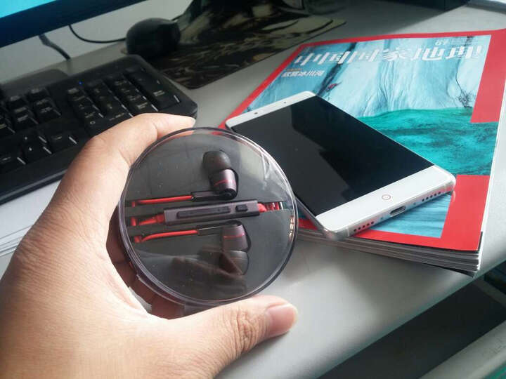 努比亚Z11:手机屏幕确实惊艳!虽然说原理决定