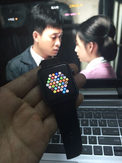 Apple Watch Series 1 智能手表(42毫米玫瑰金色铝金属表壳 粉砂色运动型表带 防水溅 蓝牙 MQ112CH/A) 晒单图