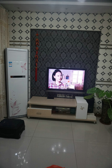 索尼ILCE-6000L:一直关注,突然*还减券买的,算