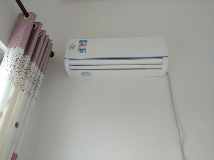 在网上买格力空调自己请师傅安装,安装好要开
