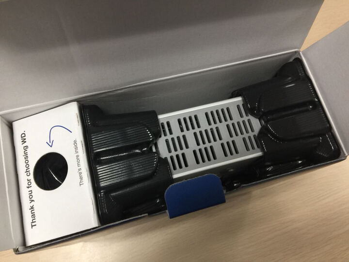 西部数据(WD)My Passport Wireless Pro 3TB 移动存储设备(黑色) WDBSMT0030BBK 晒单图