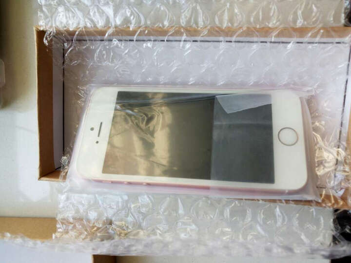 AppleiPhone SE:手机基本和新的一样,只是包