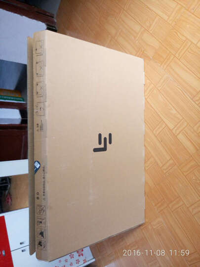 乐视TV超4 X40:刚买的新电视屏幕有白色好几