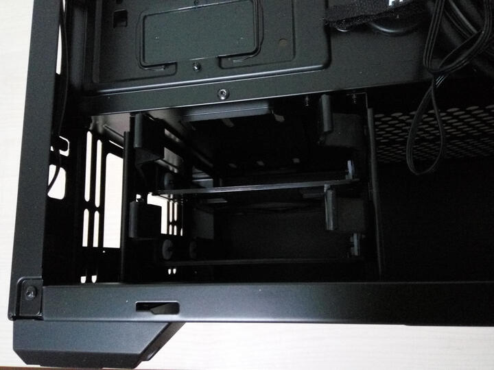 追风者(PHANTEKS) 416P黑色 中塔ATX侧透RGB水冷机箱(RGB呼吸灯控/配2把风扇/280水冷/防尘/背线/SSD) 晒单图