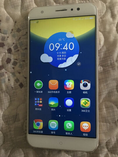 在1500左右的手机,什么牌子的手机性价比高,比