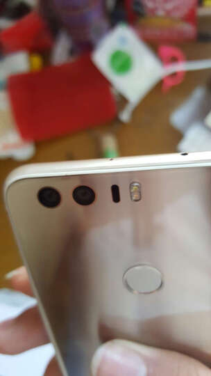 华为荣耀8:买给爸爸用的,一大早就到了急匆匆