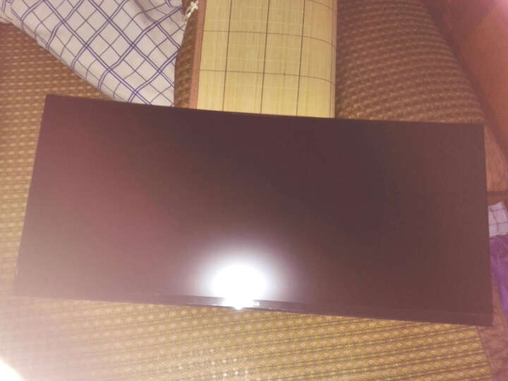 LG34UC79G:还不错,看电影超级爽.34寸啊.玩