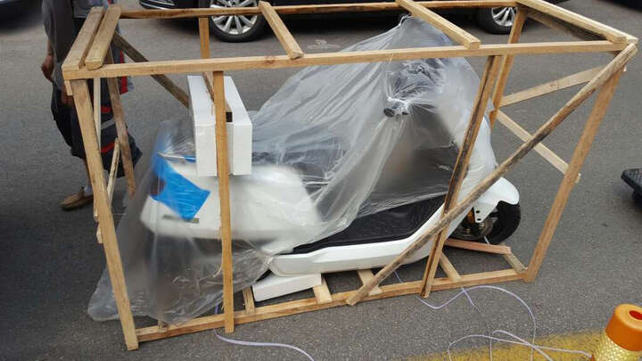 小牛(XIAONIU):累,先是顺丰快递要求自提,再遇