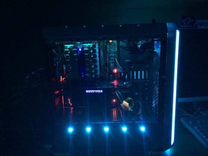 技嘉GTX1070 G1 GAMING ROCK:显卡动不动