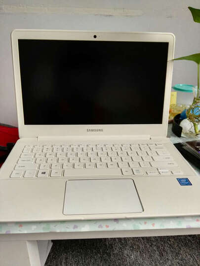 三星(SAMSUNG):在实体店看了很多家 这款电