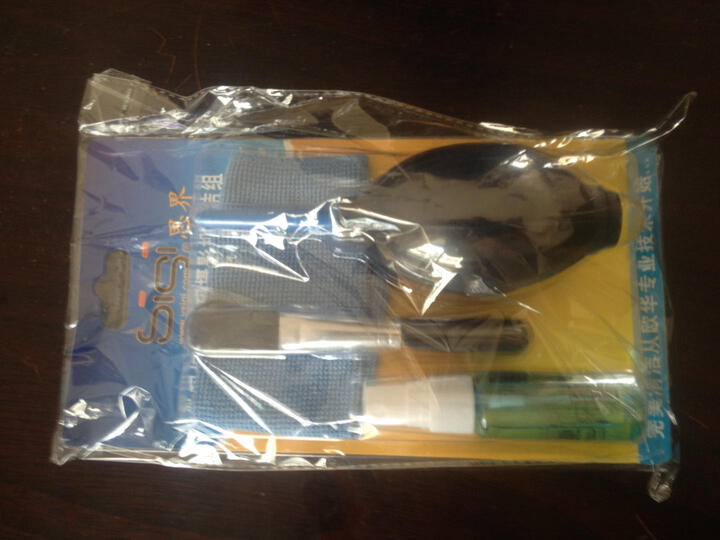 尼康(Nikon):货到付款,当着快递的面验货。感觉