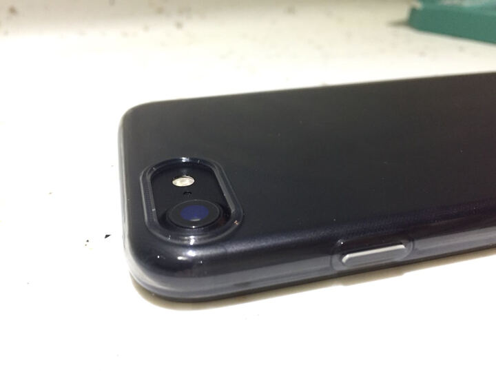 亿色iphone7手机壳\/保护套:磨砂黑手机搭配黑