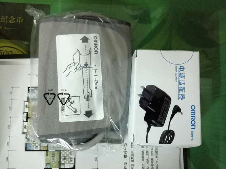 欧姆龙电子血压计:不知道准不准,在体检时高压