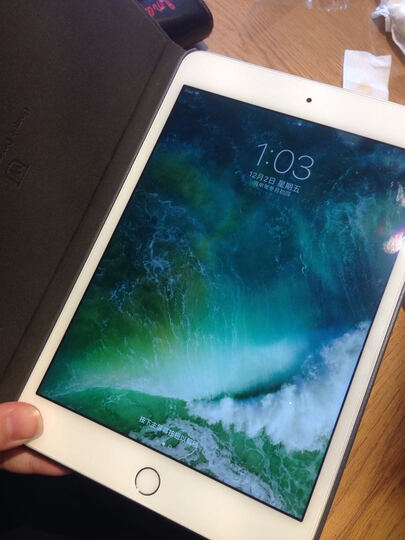 快 昨天中午订的今天早上就到了 不在家快递小