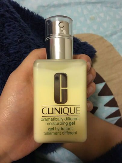 倩碧黄油:买了瓶兰蔻粉水和小黄油,是不是正品