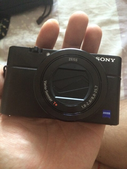 索尼(SONY) RX100 M3 黑卡数码相机 (2010万