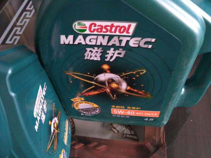 嘉实多（Castrol） 磁护 合成机油 5W-40 SN/CF级 4L 汽车用品 晒单图