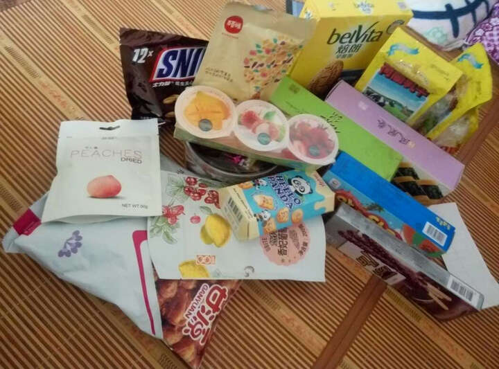 荷兰乳牛学生配方奶粉:v很好吃v画江湖给个机