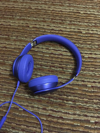BeatsSolo2:耳机样子还是一如既往的好看,非常