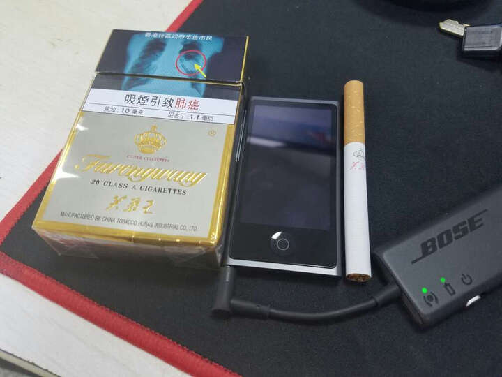 AppleiPod nano:不知道大家配什么耳机?我用