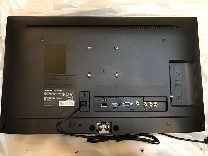 飞利浦24PFF3661\/T3:安装师傅人很好诶服务