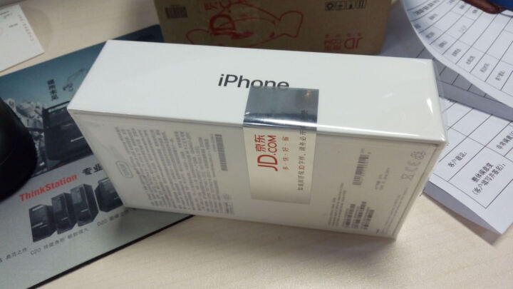 装上似乎有问题,苹果原厂外包装是完全密封的