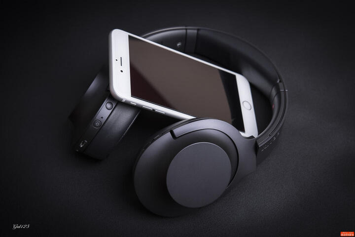 索尼MDR-100ABN怎么样?索尼MDR-100ABN