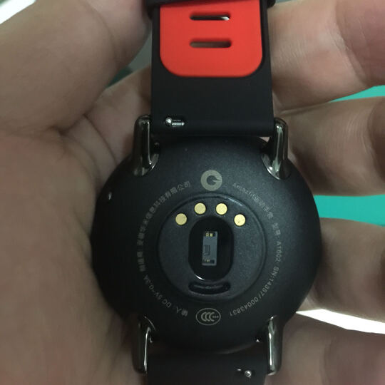 你的菜小米手环2:终于有喜欢的黑色表带发售