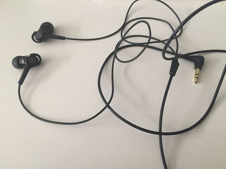 铁三角CKB50:看重低音的就别买了,解析度还