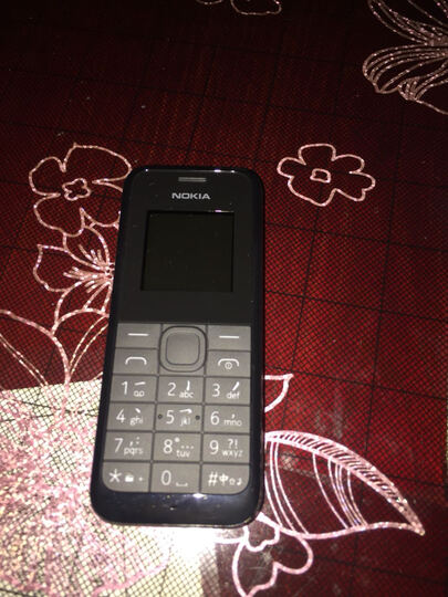 诺基亚(NOKIA):物流很快,货品也不错,相信诺基