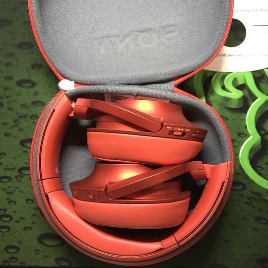 索尼MDR-100ABN:非常不错的东西,隔音好,音